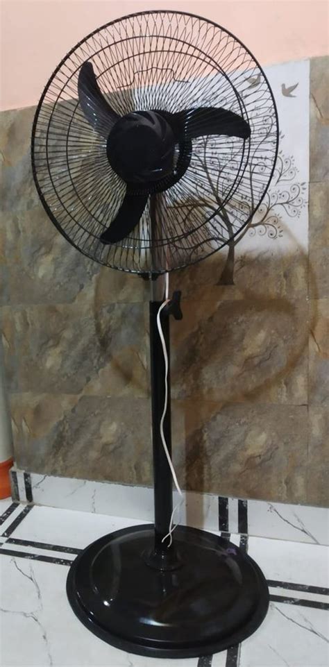 3 Blade Solar Dc Pedestal Fan At Rs 550 Pedestal Fan In Amroha Id 2852125381455