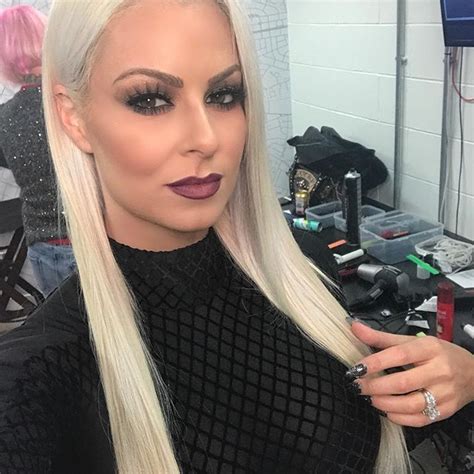 Glam By Yours Truly Today For Wwe Smackdownlive 💄💕 Wwe Girls