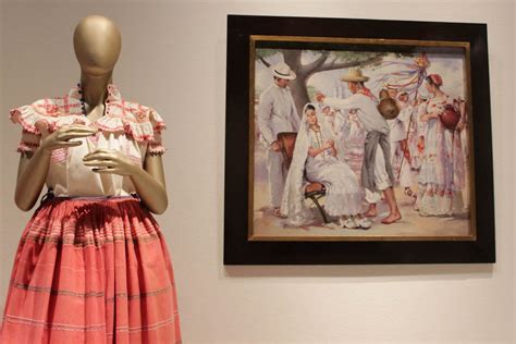 El Arte De La Indumentaria Y La Moda En México 1940 2015 The Blog By Adriana