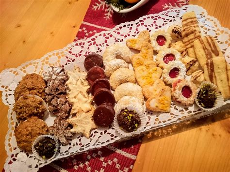 Subtitles english, german, spanish and 8 more. Homemade German Christmas Cookies : food