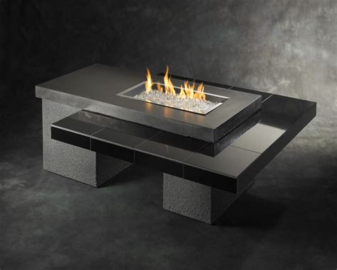 Are you looking for a stylish fireplace heater to add either your outdoor or indoor space? The Uptown Fire Pit Table | Outdoor fire pit table, Fire ...