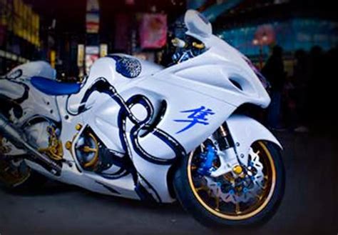 Find the perfect nick suzuki stock photos and editorial news pictures from getty images. Suzuki Hayabusa Takes BusaBeats to the Streets - autoevolution