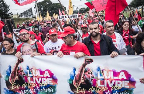 opera mundi diversas cidades pelo mundo recebem manifestações pela liberdade de lula veja fotos