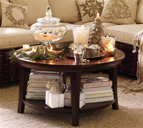 A round tray with green and white. How To Decorate A Round Coffee Table For Christmas ...