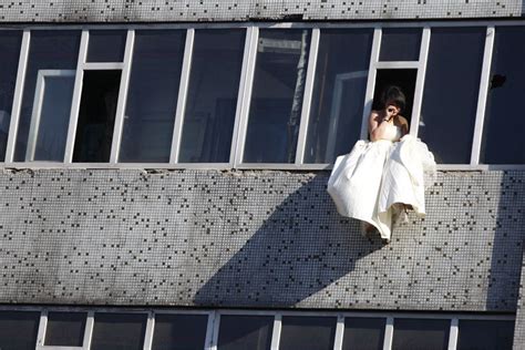 Peekture Suicide Jumper In Wedding Dress Saved By Official