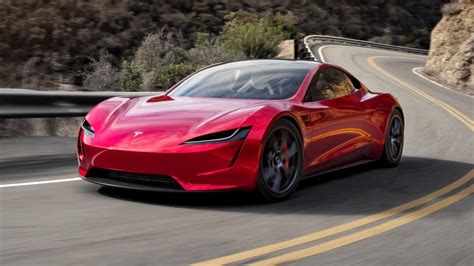 Electric cars, giant batteries and solar. Le nouveau Tesla Roadster repoussé à 2022 d'après Elon ...