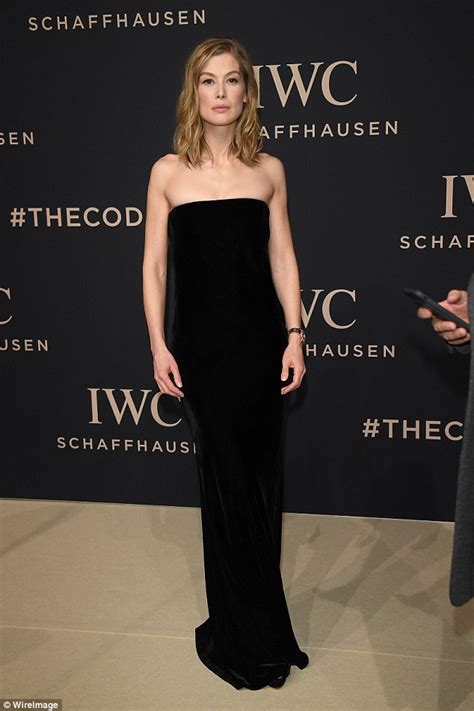 Rosamund Pike Oozes Understated Elegance At Watch Launch Daily Mail