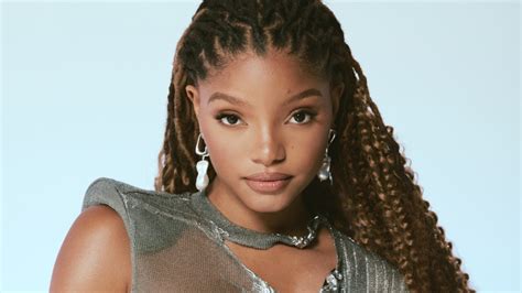 halle bailey s the little mermaid interview backlash ariel and extra cnnislands