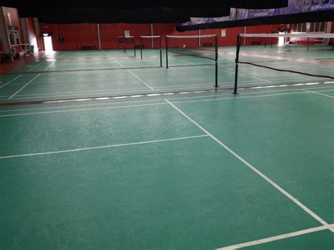 Ideally the ceiling should be high enough so that clears and high serves won't be restricted. Tennis court image by Impian Sports on Badminton ...
