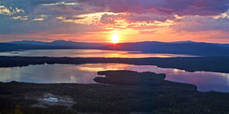 What Is The Midnight Sun An Arctic Circle Phenomenon Umgås