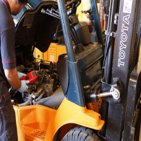 innovative forklifts engineering services  manual stacker service repair