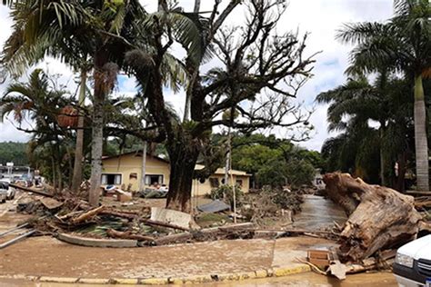 Governo Reconhece Estado De Calamidade Em 3 Cidades Devido às Chuvas Em Sc Metrópoles
