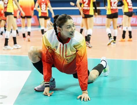 ▲ 김연경(왼쪽)과 이재영이 지난해 7월 충북 진천군 진천선수촌에서 열린 도쿄올림픽. 김연경, '중국 판도'를 바꾸다... 우승 경쟁 '최대 강적'은 ...