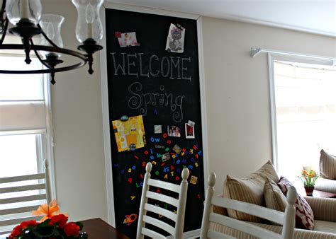 I too have not had any luck with the magnetic paint. DIY Magnetic Chalkboard Wall - Ice Cream Off Paper Plates
