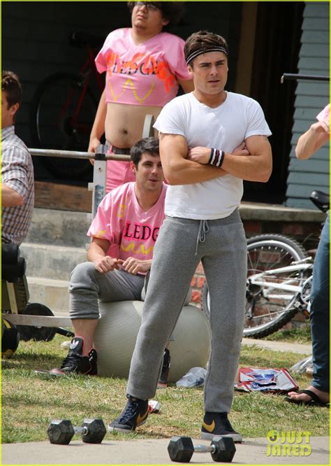 Zac Efron Lays In Dave Francos Lap On Townies Set Photo 2867023