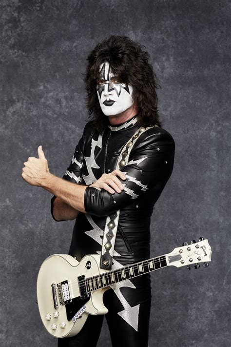 Kiss Tommy Thayer Works With Zenith Atimelyperspective