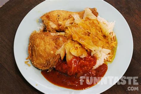 I love fried chicken, but it takes so long and is such a big mess. Food Review: Lim Fried Chicken - LCF @ SS15, Subang Jaya