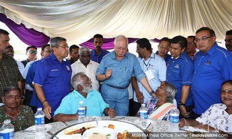 Janji bn turunkan harga kereta. Orang Langkawi berhati-hati dengan janji Najib