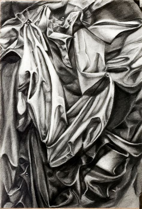Intermediate artists who have yet to fully grasp the concept of cloth, folds and drapery. Drapery_by_Darkdesyre.jpg (1129×1661) | Drapery drawing ...