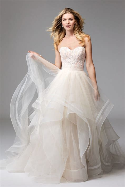 Unique A Line White Layered Wedding Gown Sweetheart Strapless Bridal