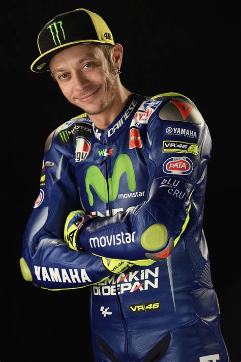 Si valentino rossi est votre pilote préféré motogp™, vous êtes au bon endroit pour acheter tout le merchandising officiel de la vr46 du pilote italien du. Biography Valentino Rossi | thedoctor.ru