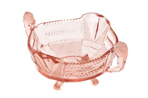 If you are looking for something unique with an unusual twist, here are 15 of the most creative and unusual fruit bowls, perfect for your kitchen. Unusual Art Deco Pink Glass Fruit Bowl | 596962 ...