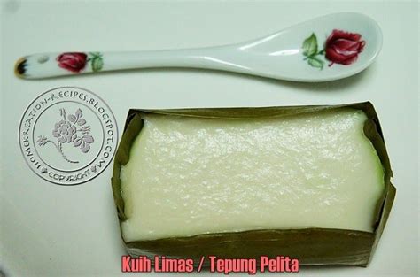 I strongly recommend using fresh pandan extract. Kuih Limas aka Tepung Pelita | Food, Creamy layer, Kitchen ...