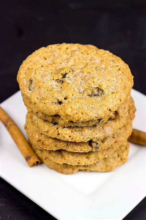 A healthy & delicious homemade cookie with no refined sugar key lime breakfast cookies are the best make ahead breakfast recipe for when you don't have much time in the morning. Cinnamon Oatmeal Raisin Cookies | Recipe | Cinnamon ...