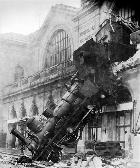 · Photographs Of Old Timey Train Wrecks