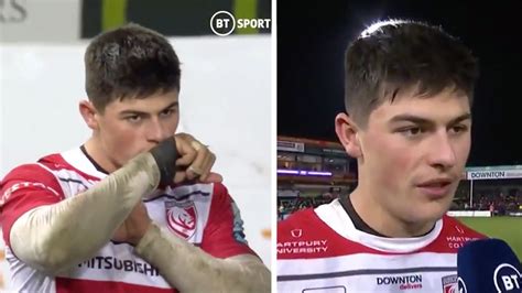 18 Year Old Welsh Sensation Louis Rees Zammit Wowed The Rugby World