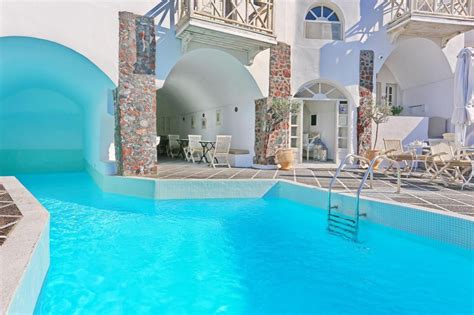 Oia Mare Villas In Santorini Photos And Hotel Map Greeka
