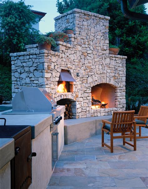 I was impressed with their knowledge of the pizzaioli oven. Outside cooking area | Outdoor patio designs, Outdoor ...