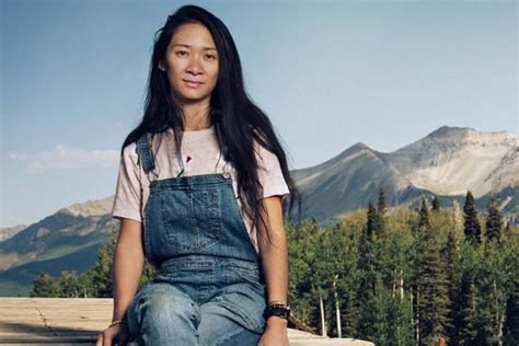 Chloe zhao made history at the 78th annual golden globe awards on sunday, becoming only the second woman, and the first asian woman ever, to win best director for her drama nomadland. Chloé Zhao Bio - Net Worth, Career, Movies, Family | SuperbHub