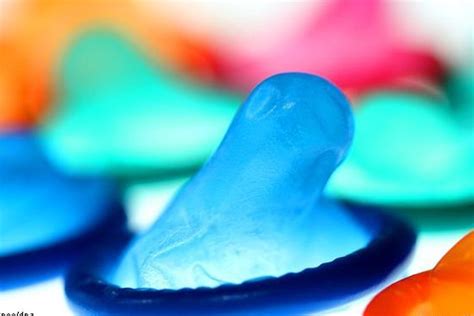Foto Mengenal Kondom Fungsi Efek Samping Dan Cara Pakai Yang Benar