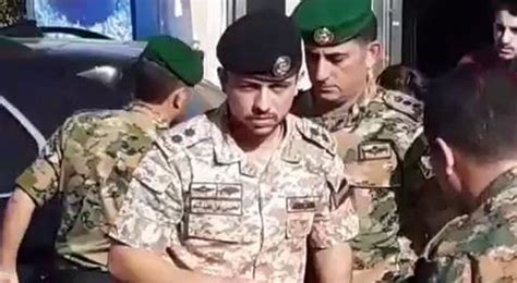 Hussein bin abdullah is crown prince of jordan as the son of king abdullah ii. الأمير الحسين بن عبد الله الثاني يساعد مصابين بحادث سير ...