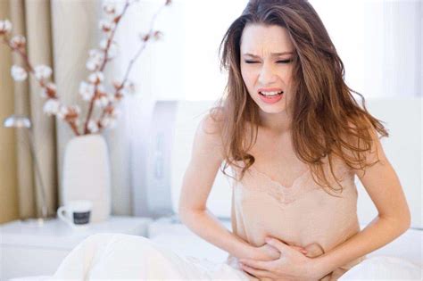 This situation may also accompanied by abnormal vaginal discharge. 7 Common Causes of Lower Left Abdominal Pain