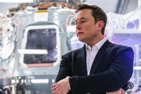The ceo of rocket producer spacex and electric car maker tesla, elon musk is changing the way the world moves. Elon Musk's SpaceX Mars-Colonizing Starship Spacecraft ...