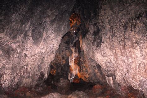Caves In Iceland Lava Tubes Ice Caves Tours And Tips Guide To Iceland