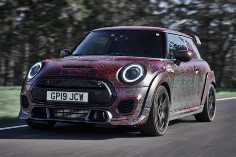 El Mini John Cooper Works Gp 2020 Rodando En Nürburgring Autopistaes