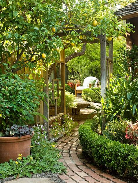 From garden ideas, garden decor, garden design, backyard garden , indoor garden, garden decoration, gardening ideas, gardening for beginners. 45+ Best Cottage Style Garden Ideas and Designs for 2021