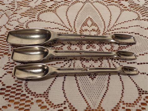 Vintage Measuring Spoon Set Aluminum Two Sided Measuring Spoons 16 055 Antique Items