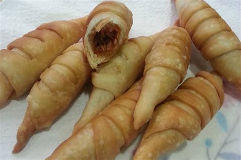 Penelitian yang sudah dilakukan pada melinjo yang sering digunakan untuk membuat emping melinjo menujukkan bahwa melinjo menghasilkan senyawa antioksidan. Cara Buat Kulit & Inti Sardin Roll Yang Sedap Dan Mudah.