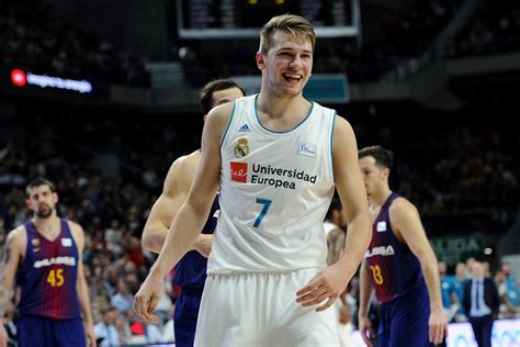 Nba Mock Draft 2018 Luka Doncic Is No 1 But 4 College Freshmen Are