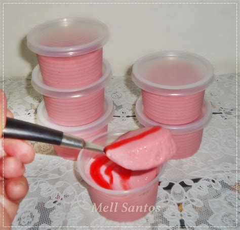 Então participe do nosso grupo no facebook e tenha acesso a centenas de receitas diariamente, compartilhe com seus amigos e familiares nas redes. Saída de Emergência: Faça & Venda - MUSSE DE MORANGO com ...