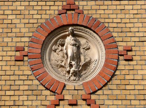 Engel-Medaillon Foto & Bild | architektur, profanbauten ...