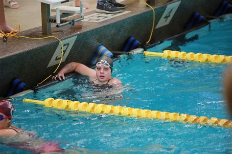 Chs Swim And Dive Team Take Thrilling 91 87 Win At Kalamazoo Central