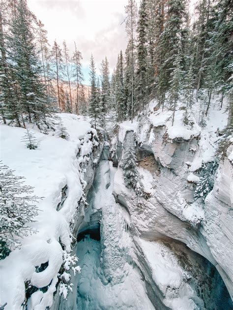 Get Lost In Maligne Canyon Jasper National Park Girl On