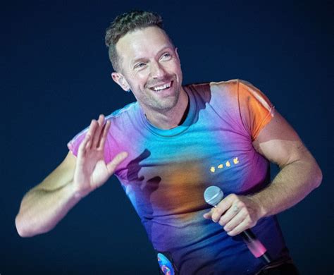 Chris Martin Hints Coldplay May Release Final Album In 2025 Us Weekly