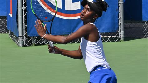 Florida Men S Women S Tennis Complete Season Sweep Of Florida State The Independent Florida