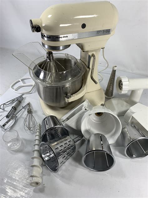 ® heavy duty gebruiksaanwijzing mixers mixer instructions robots using your kitchenaid® attachments dough hook for mixing and kneading yeast doughs, such as: KitchenAid Heavy Duty Mixer Model K5SS W/Assorted ...